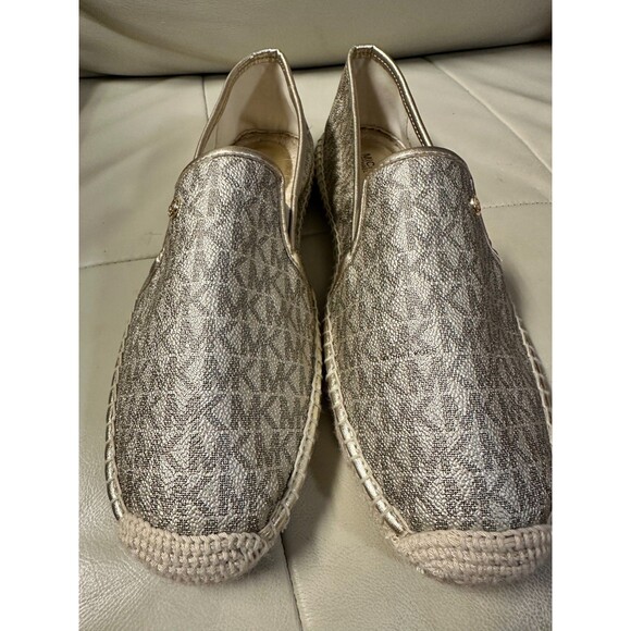 NEW MICHAEL KORS WOMEN'S SHOES 10M LOGO KENDRICK  ESPADRILLE - Picture 1 of 11